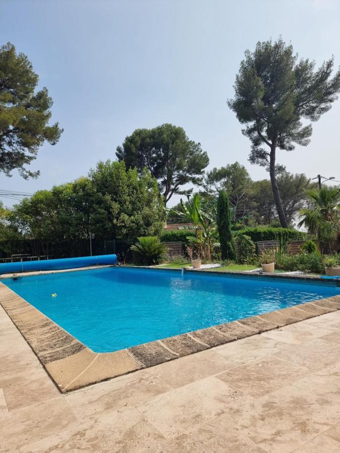 Mas D'Azur Bed & Breakfast Roquefort-les-Pins Exterior foto